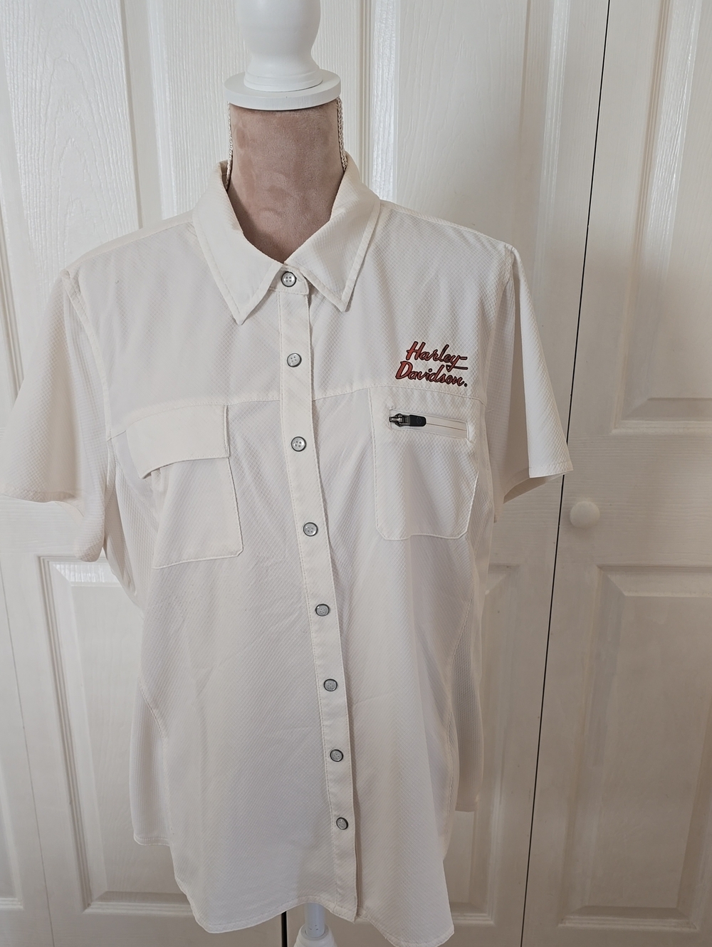 Womens 2XlHarley-Davidson Cream Short Sleeve Snap Shirt with Embroidered Logo